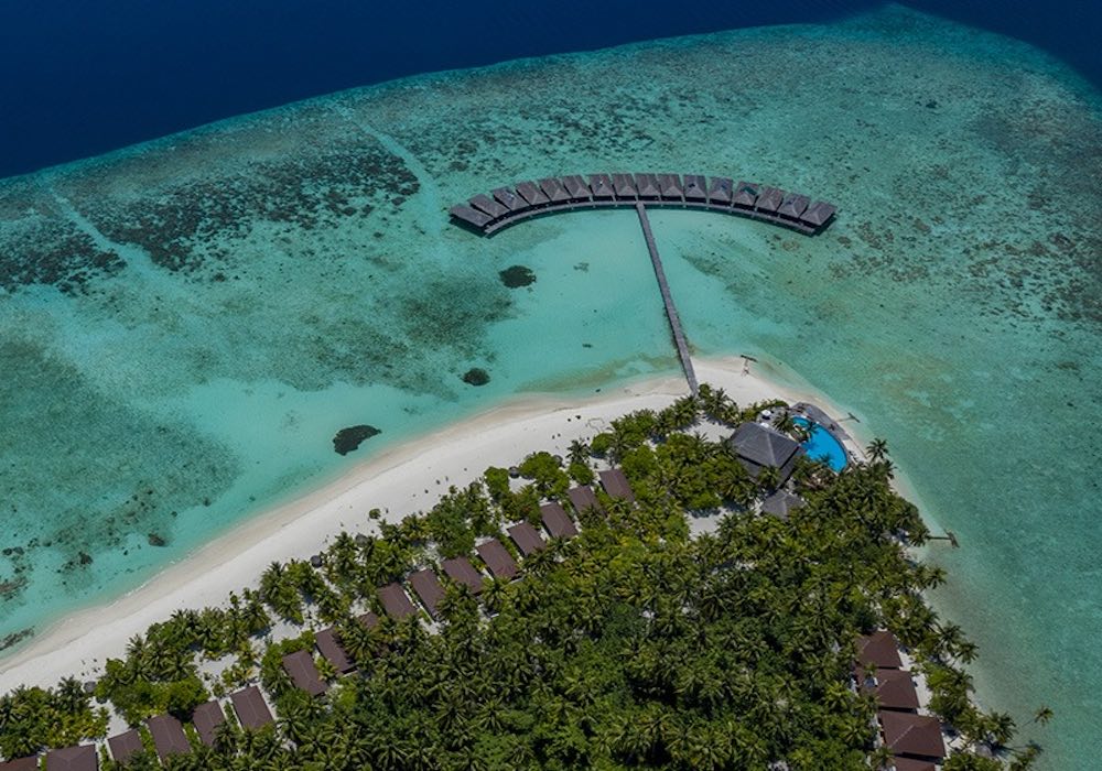 Beach Suite at Filitheyo Island Resort thumbnail 3